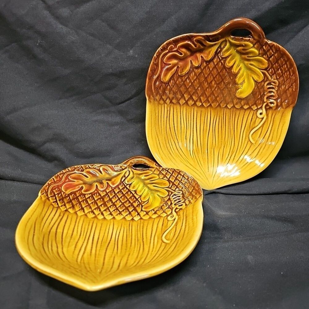 Acorn Shaped Dish 7" Fall Trinket/ Candy Dish Pair